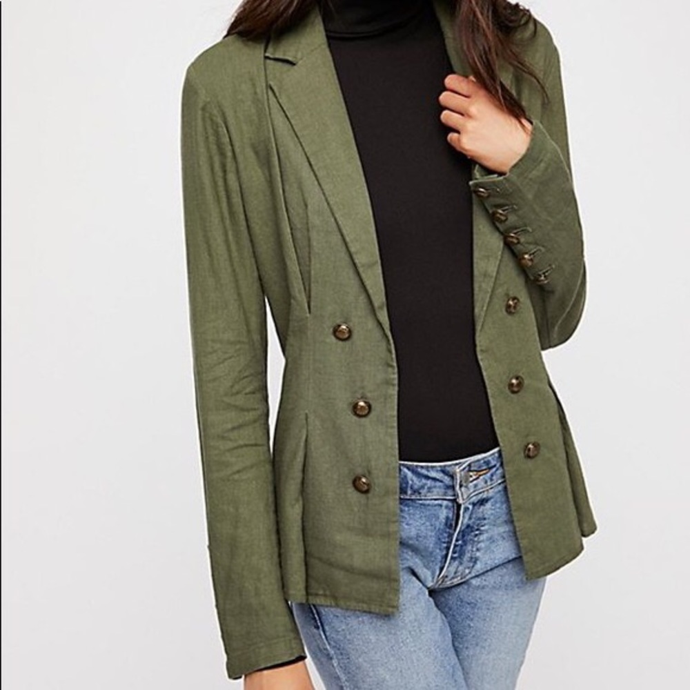 Cinched linen blazer